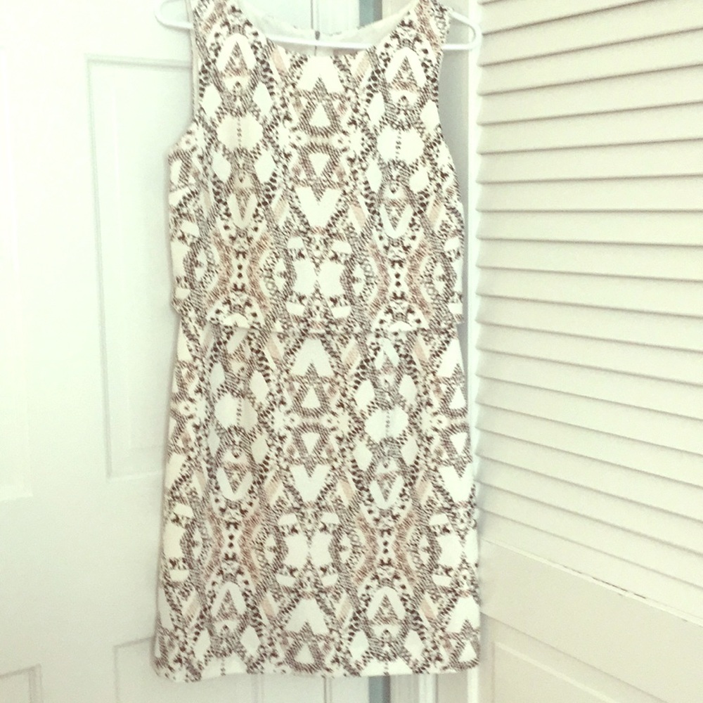 Women’s dress
